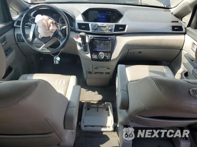 Zdjęcie 8 z 14 samochodu: 2016 HONDA ODYSSEY EXL VIN:5FNRL5H6XGB086515 - miniatura