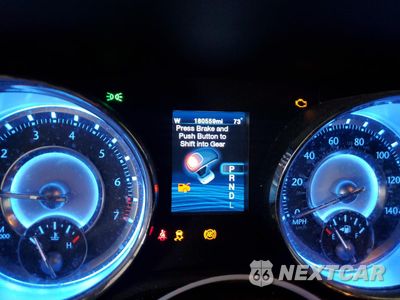 Zdjęcie 9 z 13 samochodu: 2012 CHRYSLER 300 LIMITED VIN:2C3CCACG6CH182374 - miniatura