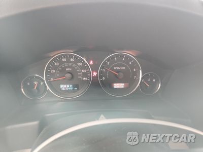 Zdjęcie 9 z 15 samochodu: 2007 JEEP COMMANDER LIMITED VIN:1J8HG58237C547301 - miniatura
