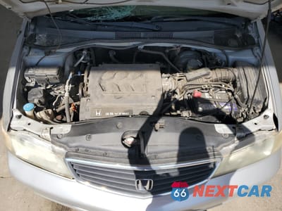 Zdjęcie 12 z 13 samochodu: 2001 HONDA ODYSSEY EX VIN:2HKRL18641H608279 - miniatura