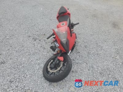 Drugie zdjęcie samochodu z przodu: 2017 HONDA CBR500 R VIN:MLHPC4468H5401402 - miniatura