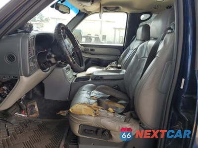 Zdjęcie 7 z 12 samochodu: 2001 CHEVROLET TAHOE C1500 VIN:1GNEC13T91R110977 - miniatura