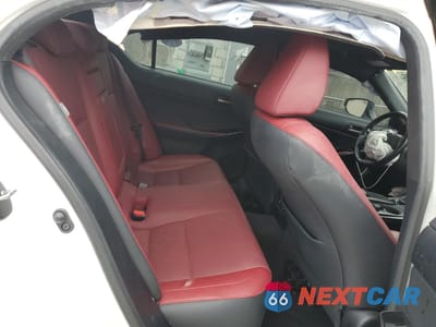 Zdjęcie 10 z 14 samochodu: 2022 LEXUS IS 300 VIN:JTHAA1D26N5119604 - miniatura