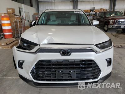Piąte zdjęcie samochodu w środku: 2024 TOYOTA GRAND HIGHLANDER XLE VIN:5TDACAB5XRS026996 - miniatura