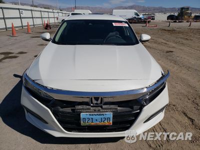 Piąte zdjęcie samochodu w środku: 2018 HONDA ACCORD LX VIN:1HGCV1F19JA069626 - miniatura
