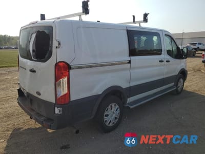 Trzecie zdjęcie samochodu z tyłu: 2021 FORD TRANSIT T-250 VIN:1FTBR1Y81MKA57185 - miniatura