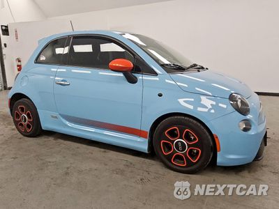 Czwarte zdjęcie samochodu z boku: 2017 FIAT 500 ELECTRIC VIN:3C3CFFGE4HT611698 - miniatura