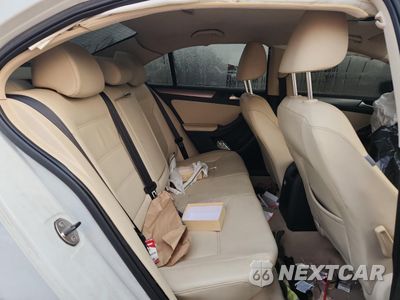 Zdjęcie 10 z 14 samochodu: 2014 VOLKSWAGEN JETTA TDI VIN:3VWLL7AJ8EM434690 - miniatura