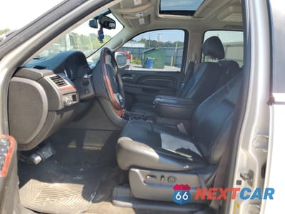 Zdjęcie 7 z 13 samochodu: 2012 CADILLAC ESCALADE PREMIUM VIN:1GYS3CEF4CR313819 - miniatura