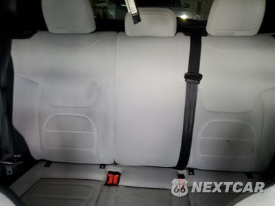 Zdjęcie 10 z 14 samochodu: 2018 JEEP RENEGADE LATITUDE VIN:ZACCJABB6JPJ27407 - miniatura