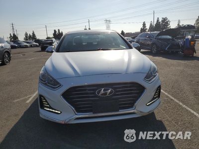 Piąte zdjęcie samochodu w środku: 2018 HYUNDAI SONATA SPORT VIN:5NPE34AF5JH638742 - miniatura
