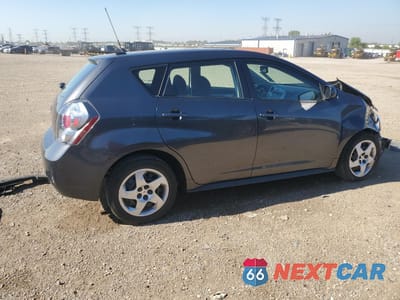 Trzecie zdjęcie samochodu z tyłu: 2009 PONTIAC VIBE VIN:5Y2SP678X9Z459354 - miniatura