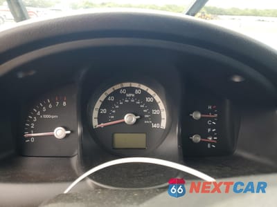 Zdjęcie 9 z 13 samochodu: 2005 KIA NEW SPORTAGE VIN:KNDJE723657070543 - miniatura