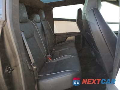 Zdjęcie 11 z 15 samochodu: 2024 TESLA CYBERTRUCK VIN:7G2CEHED5RA012985 - miniatura
