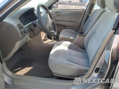 Zdjęcie 7 z 14 samochodu: 2001 TOYOTA COROLLA CE VIN:1NXBR12E01Z429819 - miniatura