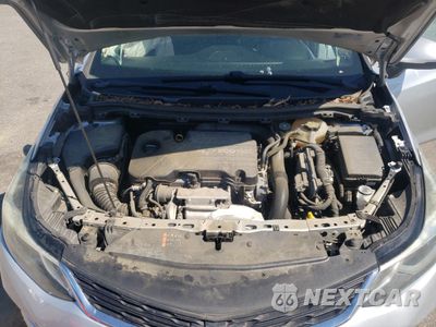 Zdjęcie 11 z 14 samochodu: 2017 CHEVROLET CRUZE LT VIN:1G1BE5SM4H7223824 - miniatura