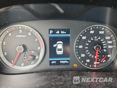 Zdjęcie 9 z 13 samochodu: 2018 HYUNDAI SONATA SPORT VIN:5NPE34AF6JH651418 - miniatura