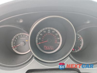 Zdjęcie 9 z 12 samochodu: 2010 KIA OPTIMA LX VIN:KNAGG4A82A5432399 - miniatura