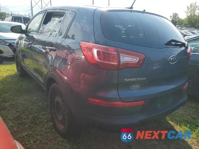 Trzecie zdjęcie samochodu z tyłu: 2012 KIA SPORTAGE BASE VIN:KNDPB3A26C7309462 - miniatura