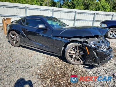 Czwarte zdjęcie samochodu z boku: 2022 TOYOTA SUPRA BASE VIN:WZ1DB0C08NW048861 - miniatura