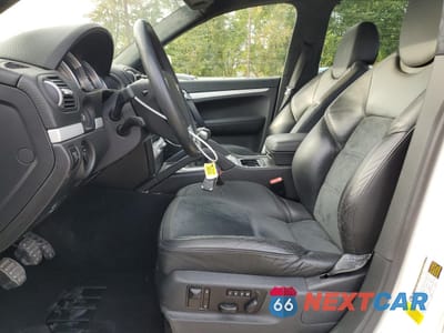 Zdjęcie 7 z 13 samochodu: 2008 PORSCHE CAYENNE GTS VIN:WP1AD29P38LA73313 - miniatura