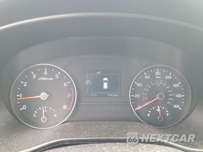 Zdjęcie 9 z 13 samochodu: 2018 KIA SPORTAGE EX VIN:KNDPNCAC2J7474177 - miniatura