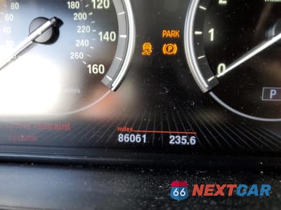 Zdjęcie 9 z 12 samochodu: 2013 BMW 640 I VIN:WBALW3C51DC892393 - miniatura