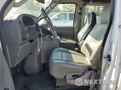 Zdjęcie 7 z 13 samochodu: 2006 FORD ECONOLINE E150 VAN VIN:1FTRE14W46DA25532 - miniatura