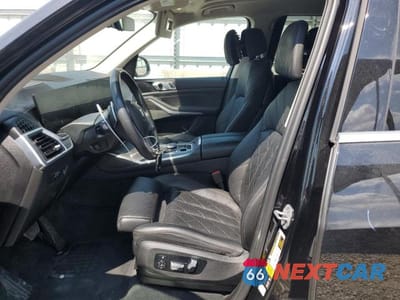 Zdjęcie 7 z 13 samochodu: 2023 BMW X7 XDRIVE40I VIN:5UX23EM01P9R02975 - miniatura