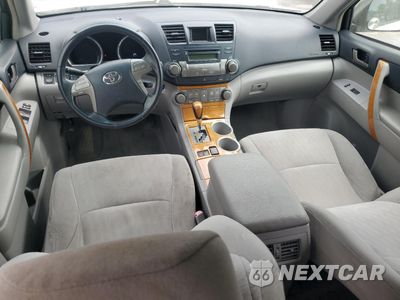 Zdjęcie 8 z 14 samochodu: 2008 TOYOTA HIGHLANDER HYBRID VIN:JTEEW41A282005327 - miniatura
