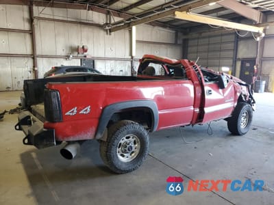 Trzecie zdjęcie samochodu z tyłu: 2003 GMC SIERRA K2500 HEAVY DUTY VIN:1GTHK24173E100289 - miniatura