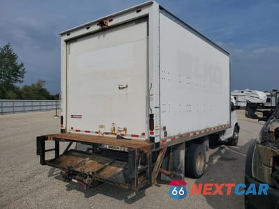 Czwarte zdjęcie samochodu z boku: 2019 CHEVROLET EXPRESS BOX TRUCK VIN:1HA3GSCG5KN004155 - miniatura