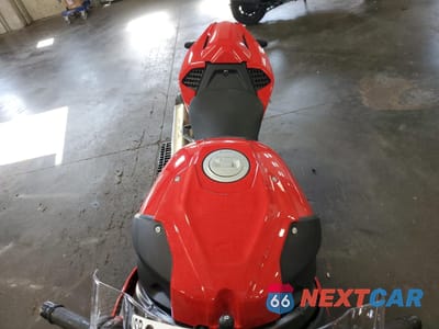 Piąte zdjęcie samochodu w środku: 2020 BMW S 1000 RR VIN:WB10E2309LZJ28825 - miniatura