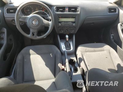 Zdjęcie 8 z 14 samochodu: 2011 VOLKSWAGEN JETTA BASE VIN:3VW2K7AJ1BM305393 - miniatura