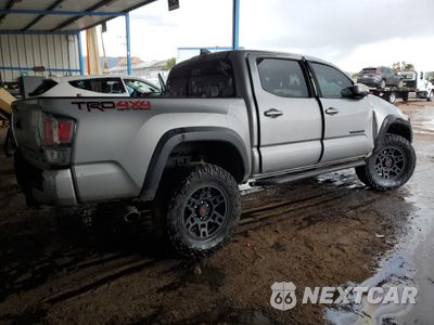 Trzecie zdjęcie samochodu z tyłu: 2021 TOYOTA TACOMA DOUBLE CAB VIN:3TMCZ5AN1MM407287 - miniatura