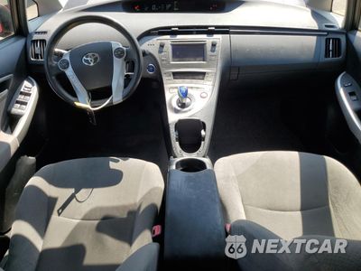 Zdjęcie 8 z 12 samochodu: 2013 TOYOTA PRIUS VIN:JTDKN3DU4D1724525 - miniatura