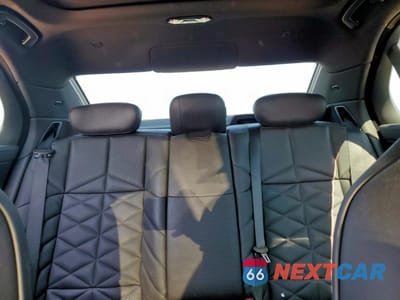 Zdjęcie 10 z 15 samochodu: 2024 BMW 740 XI VIN:WBA33EH04RCR17456 - miniatura