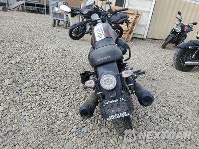 Czwarte zdjęcie samochodu z boku: 2019 MOTO GUZZI V7 III VIN:ZGULDU021KM000091 - miniatura