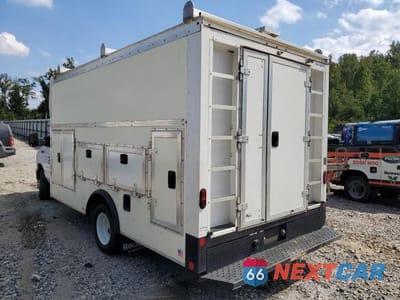 Drugie zdjęcie samochodu z przodu: 2024 FORD ECONOLINE E450 SUPER DUTY CUTAWAY VAN VIN:1FDXE4FN8RDD06326 - miniatura