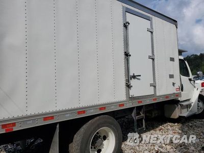 Trzecie zdjęcie samochodu z tyłu: 2024 FREIGHTLINER M2 106 MEDIUM DUTY VIN:3ALACWFC8RDUP5386 - miniatura