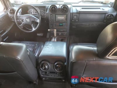 Zdjęcie 8 z 14 samochodu: 2005 HUMMER H2 VIN:5GRGN23U25H116950 - miniatura
