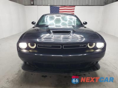 Piąte zdjęcie samochodu w środku: 2019 DODGE CHALLENGER GT VIN:2C3CDZKG6KH741790 - miniatura