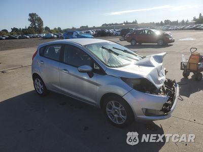Czwarte zdjęcie samochodu z boku: 2016 FORD FIESTA SE VIN:3FADP4EJ8GM160209 - miniatura