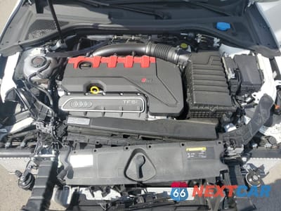 Zdjęcie 11 z 13 samochodu: 2024 AUDI RS3 VIN:WUAG4DGY2RA911205 - miniatura