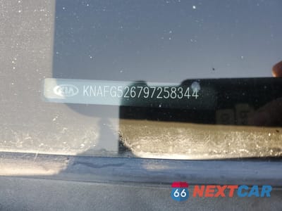 Zdjęcie 12 z 12 samochodu: 2009 KIA RONDO LX VIN:KNAFG526797258344 - miniatura