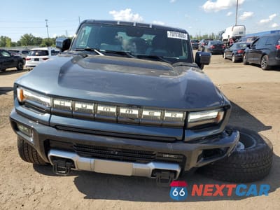 Piąte zdjęcie samochodu w środku: 2025 GMC HUMMER SUV 3X VIN:1GKT0RDC4SU114508 - miniatura