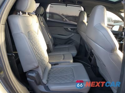 Zdjęcie 10 z 12 samochodu: 2022 AUDI SQ7 PRESTIGE VIN:WA1VWBF74ND001019 - miniatura