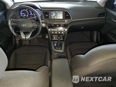 Zdjęcie 8 z 12 samochodu: 2020 HYUNDAI ELANTRA SEL VIN:5NPD84LF5LH509932 - miniatura