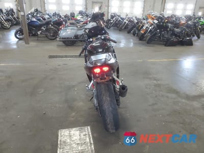 Czwarte zdjęcie samochodu z boku: 2002 HONDA CBR600 F4 VIN:JH2PC35042M303288 - miniatura