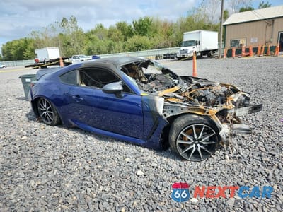 Czwarte zdjęcie samochodu z boku: 2022 TOYOTA GR 86 VIN:JF1ZNBC14N8755188 - miniatura